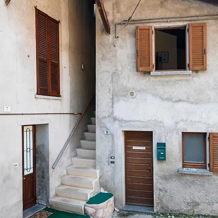 Couette-café La Corte And Restaurant - Free Parking - 10 Minutes To The And Centre 4*