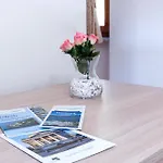 ベッド・アンド・ブレックファスト La Corte And Restaurant - Free Parking - 10 Minutes To The And Centre 4*