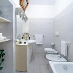 Bed & Breakfast La Corte And Restaurant - Free Parking - 10 Minutes To The And Centre 4*