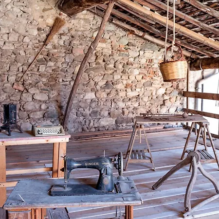 Bed & Breakfast La Corte And Restaurant - Free Parking - 10 Minutes To The And Centre