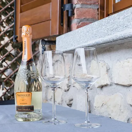 Bed & Breakfast La Corte And Restaurant - Free Parking - 10 Minutes To The And Centre