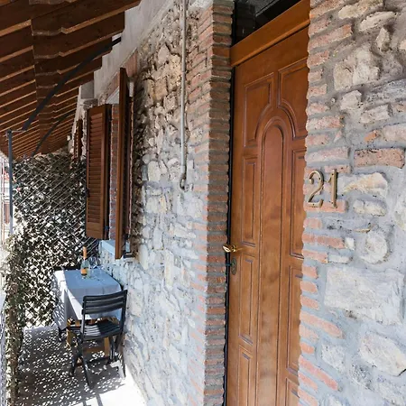 La Corte And Restaurant - Free Parking - 10 Minutes To The And Centre Bed & Breakfast