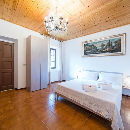 La Corte And Restaurant - Free Parking - 10 Minutes To The And Centre Tavernerio