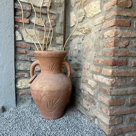 Bed & Breakfast La Corte And Restaurant - Free Parking - 10 Minutes To The And Centre