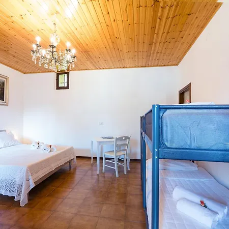 La Corte And Restaurant - Free Parking - 10 Minutes To The And Centre Tavernerio