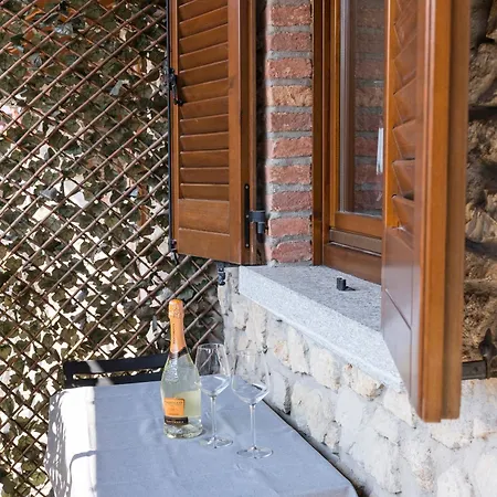 La Corte And Restaurant - Free Parking - 10 Minutes To The And Centre Couette-café