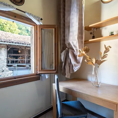 Couette-café La Corte And Restaurant - Free Parking - 10 Minutes To The And Centre